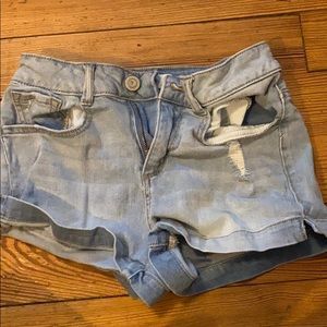 light blue jean shorts size 3
